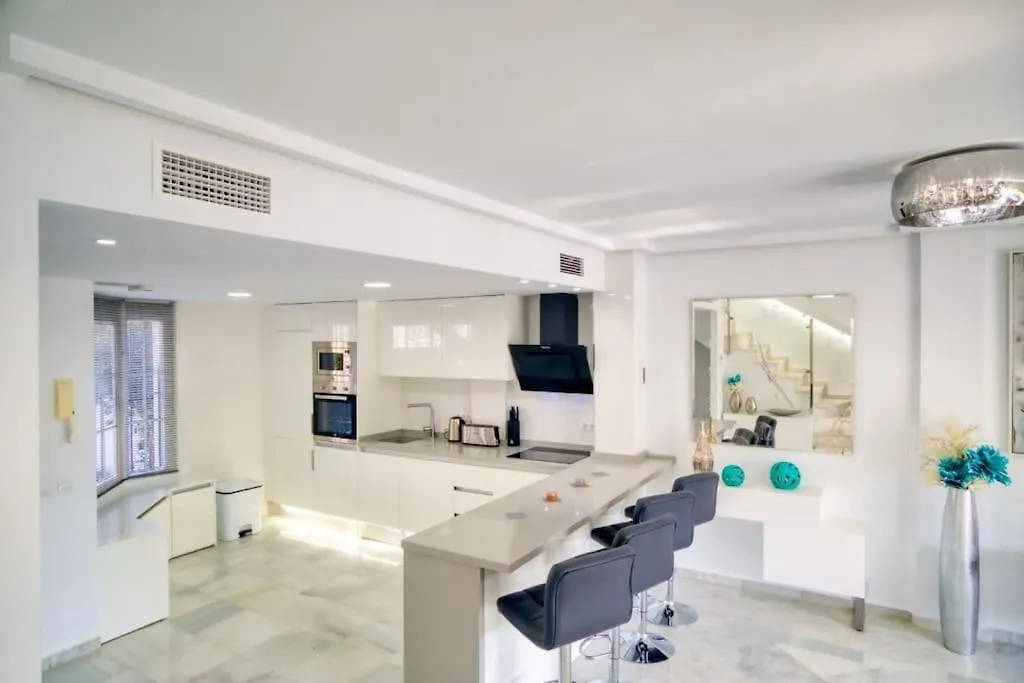 Marbella Luxury Home With Games Room & Sea Views Spain