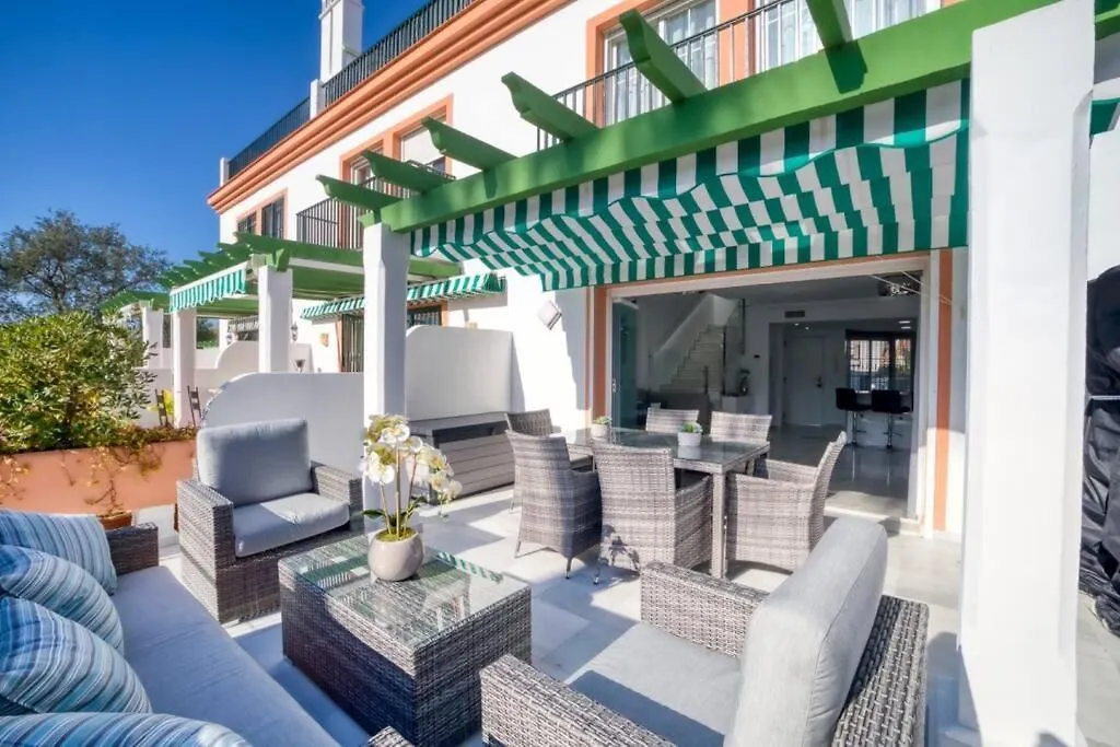 Holiday home Marbella Luxury Home With Games Room & Sea Views